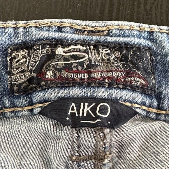 Silver Jeans Super Stretch Aiko Bootcut Low Rise Womens 32/33 Cotton Cowgirl - Picture 9 of 16